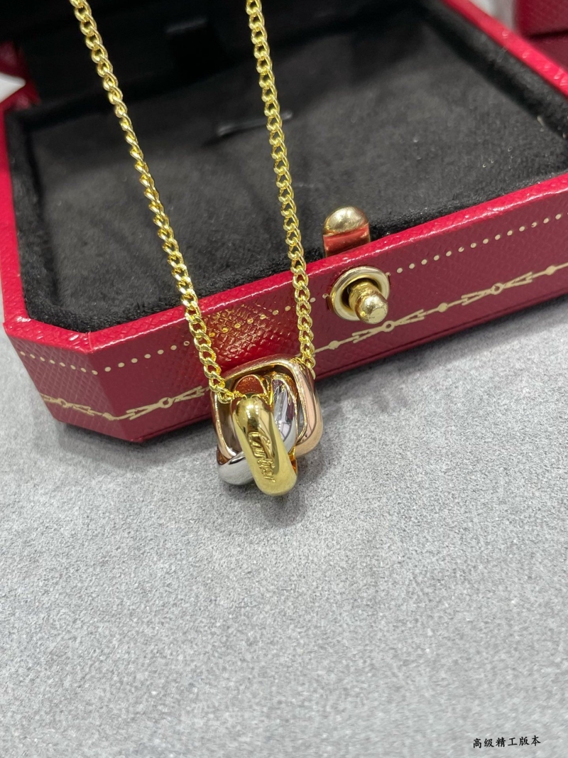 Ca*t1er necklaces